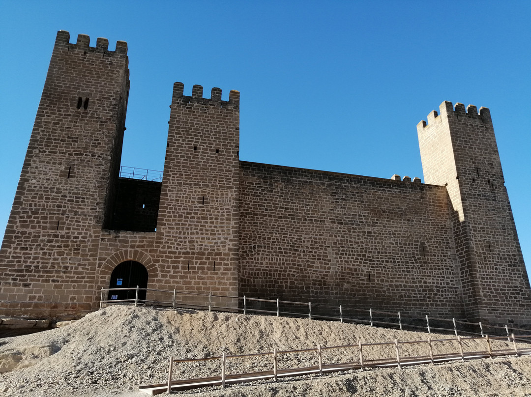 Castillo de Sadaba景点图片