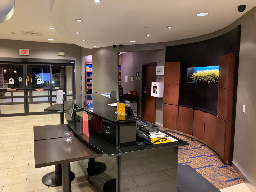Courtyard by Marriott Madison East主图