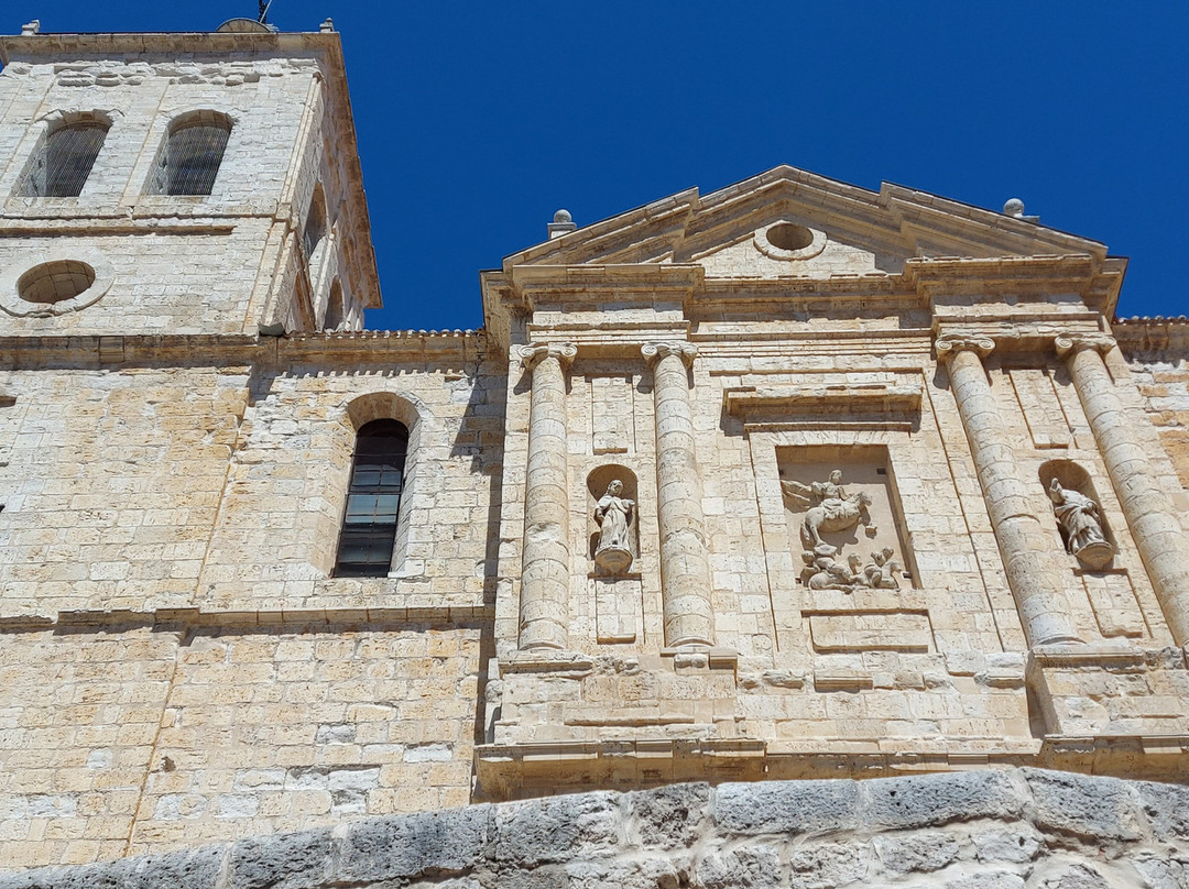 Iglesia De Santiago景点图片