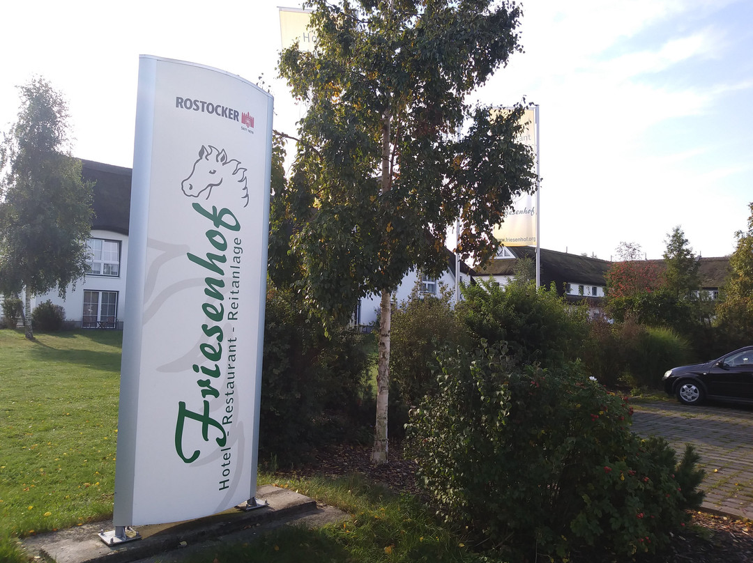 Friesenhof Hotel-Restaurant-Reitanlage主图