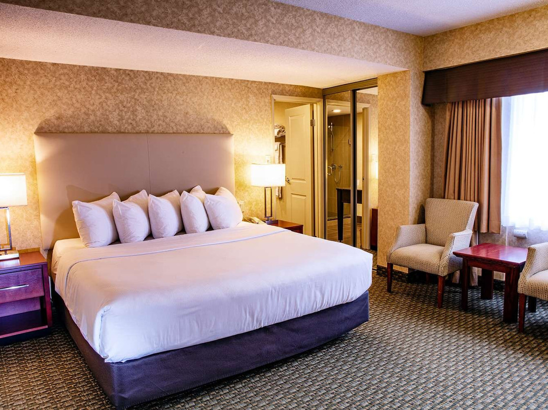 Best Western Voyageur Place Hotel主图