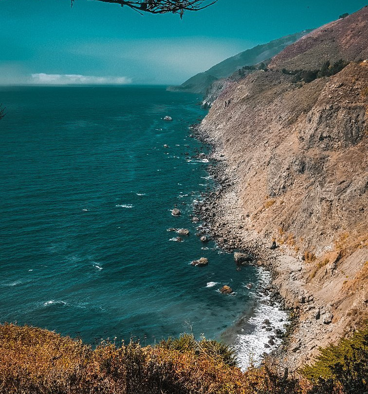 Ragged Point Overlook景点图片