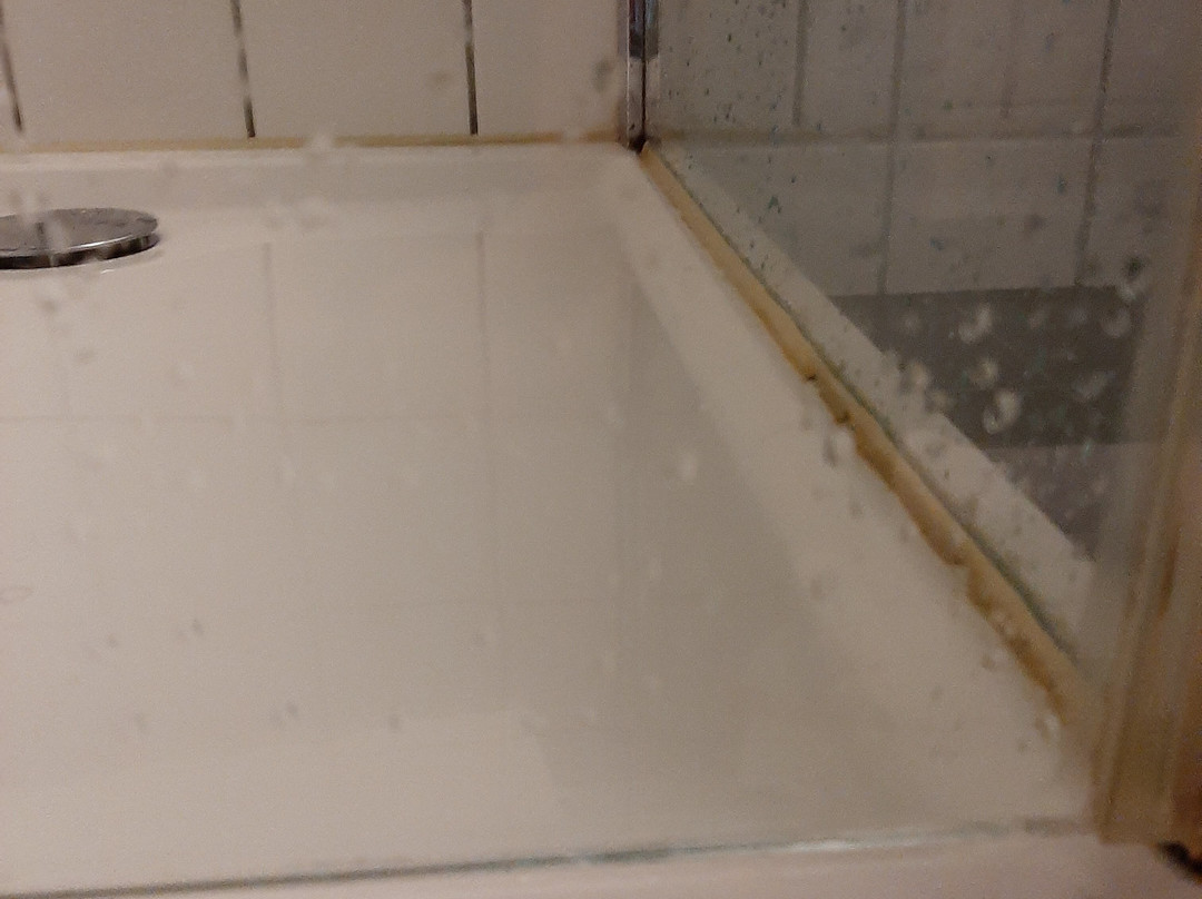 高山丘酒店主图