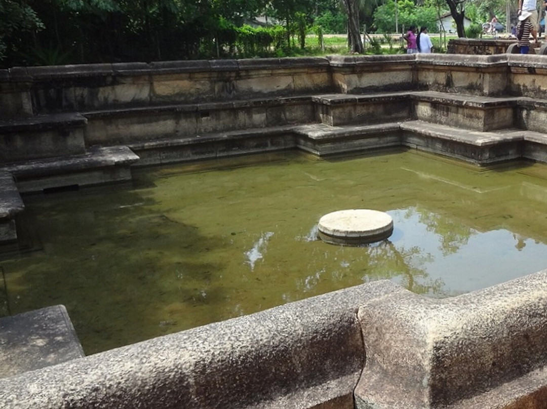 Kumara Pokuna-波隆纳鲁瓦必去景点