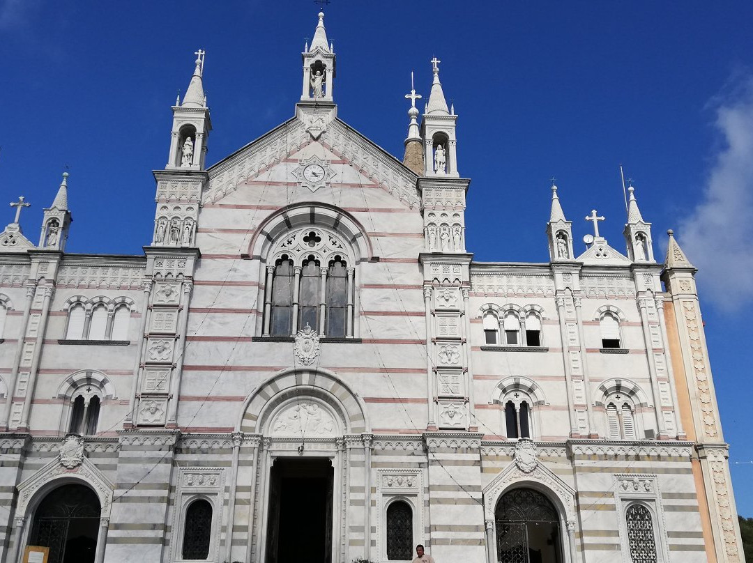 Santuario di Nostra Signora di Montallegro景点图片