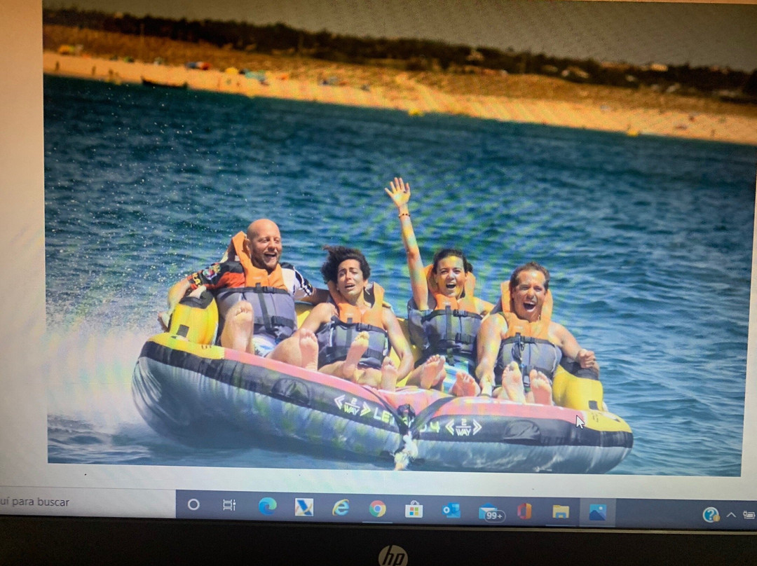 Moments Watersports-阿玛考德佩拉必去景点
