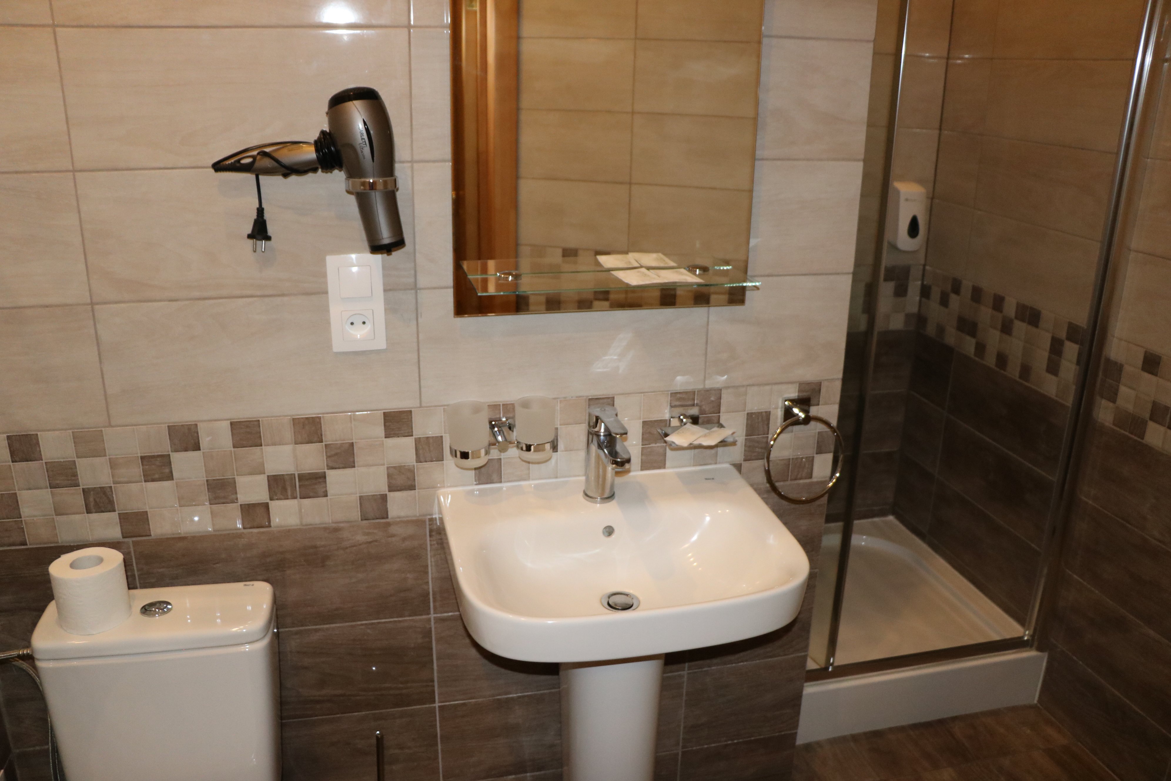Walde Park Hotel-浴室