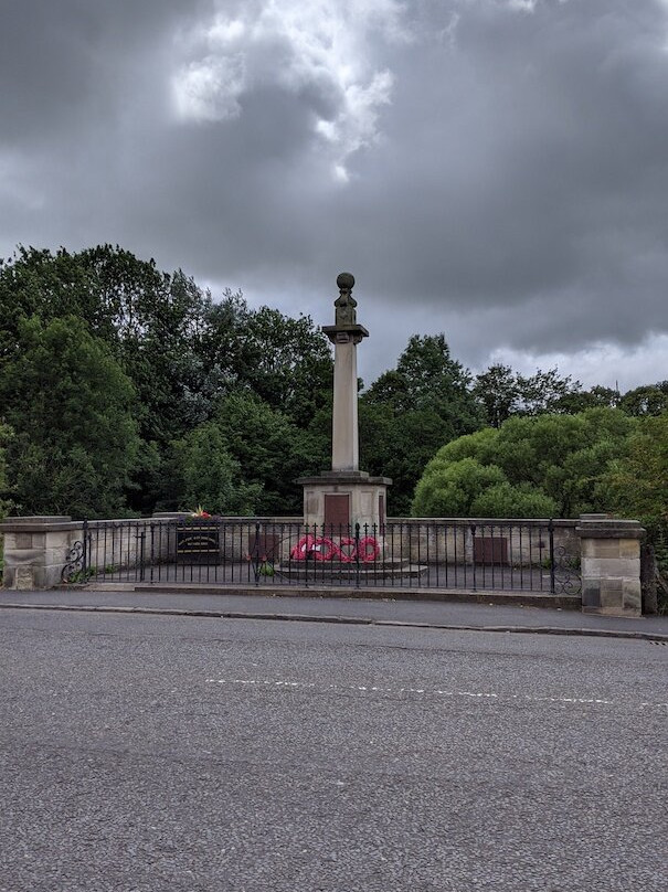 War Memorial Crookedholm and Hurlford景点图片