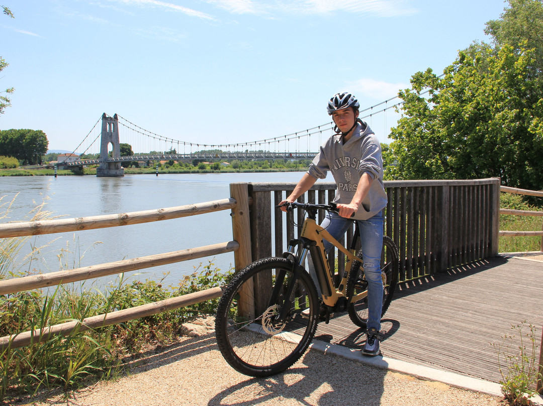 Stations Bee's La Voulte-sur-Rhone - Location vélos électriques-La Voulte-sur-Rhone必去景点