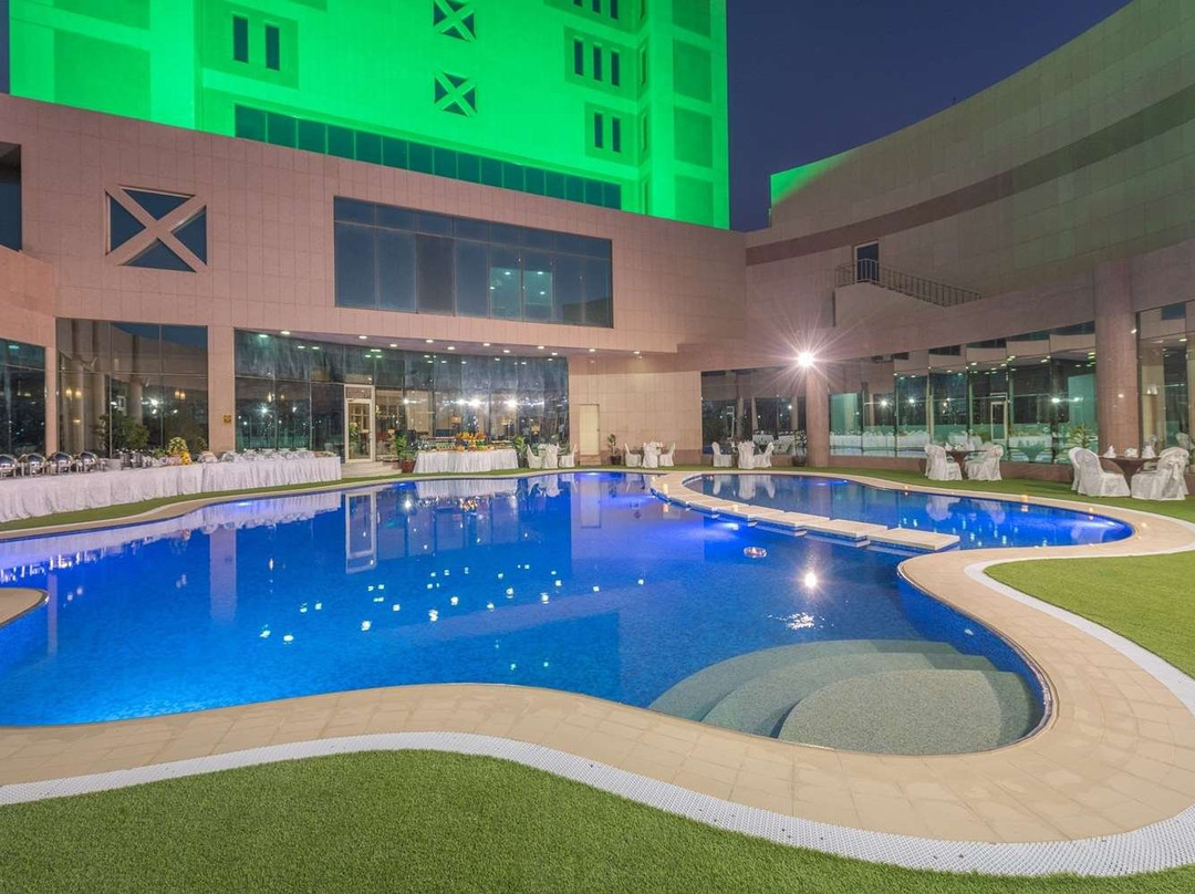 Ramada by Wyndham Al Qassim主图