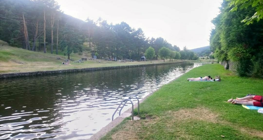 Piscinas Naturales-Salduero必去景点