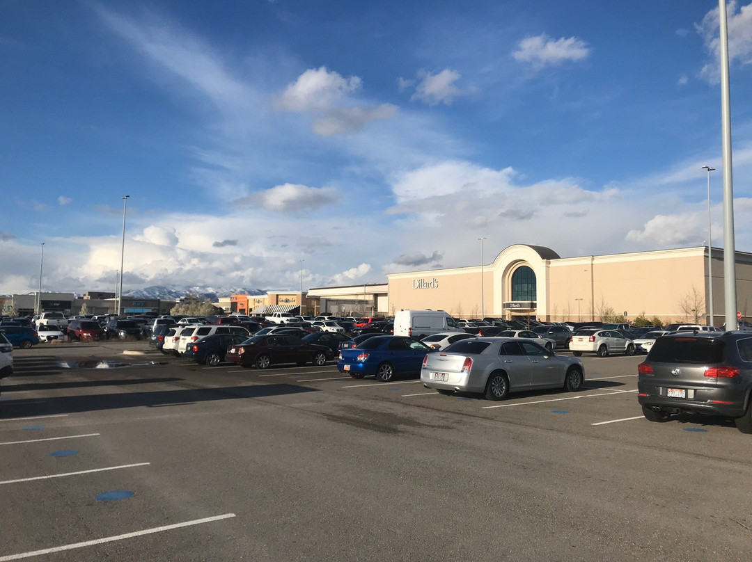 Fashion Place Shopping Mall-穆雷必去景点