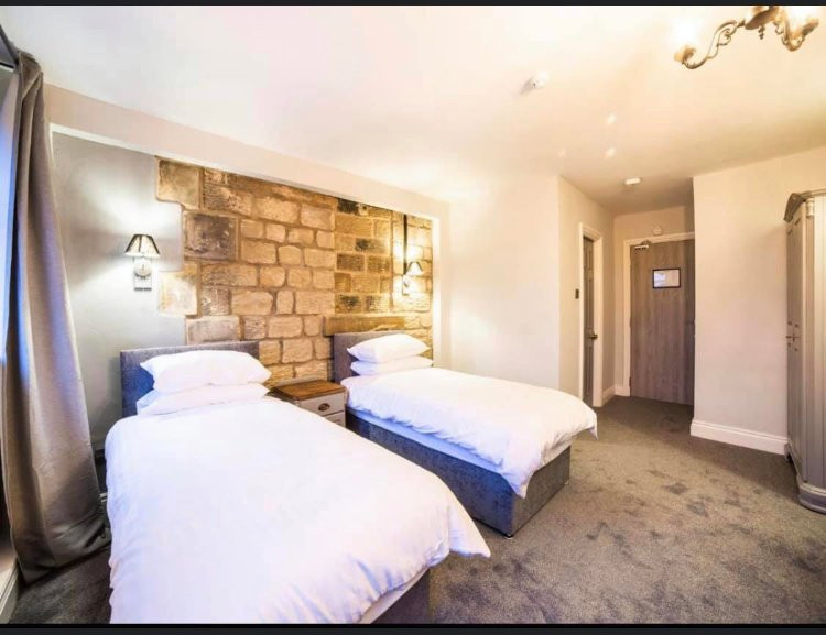 OYO Churchill's Hotel主图