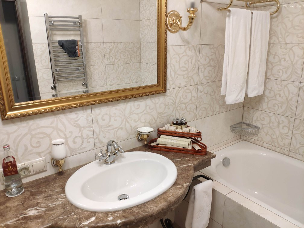 Grand Hotel Aleksandrovski主图