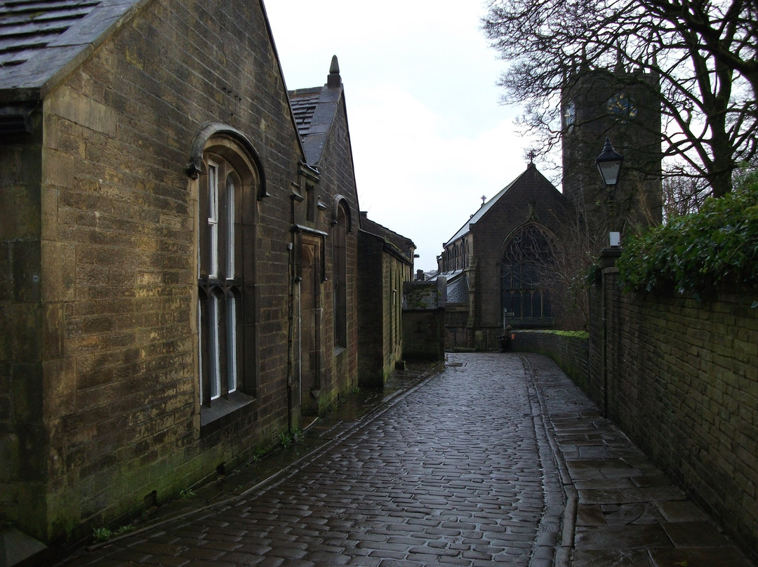 Haworth Parish Church景点图片