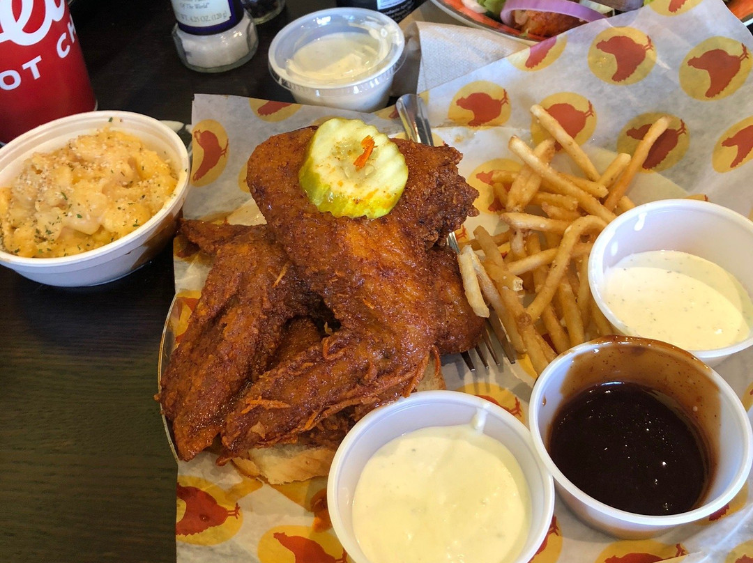 Joella's Hot Chicken - Mason