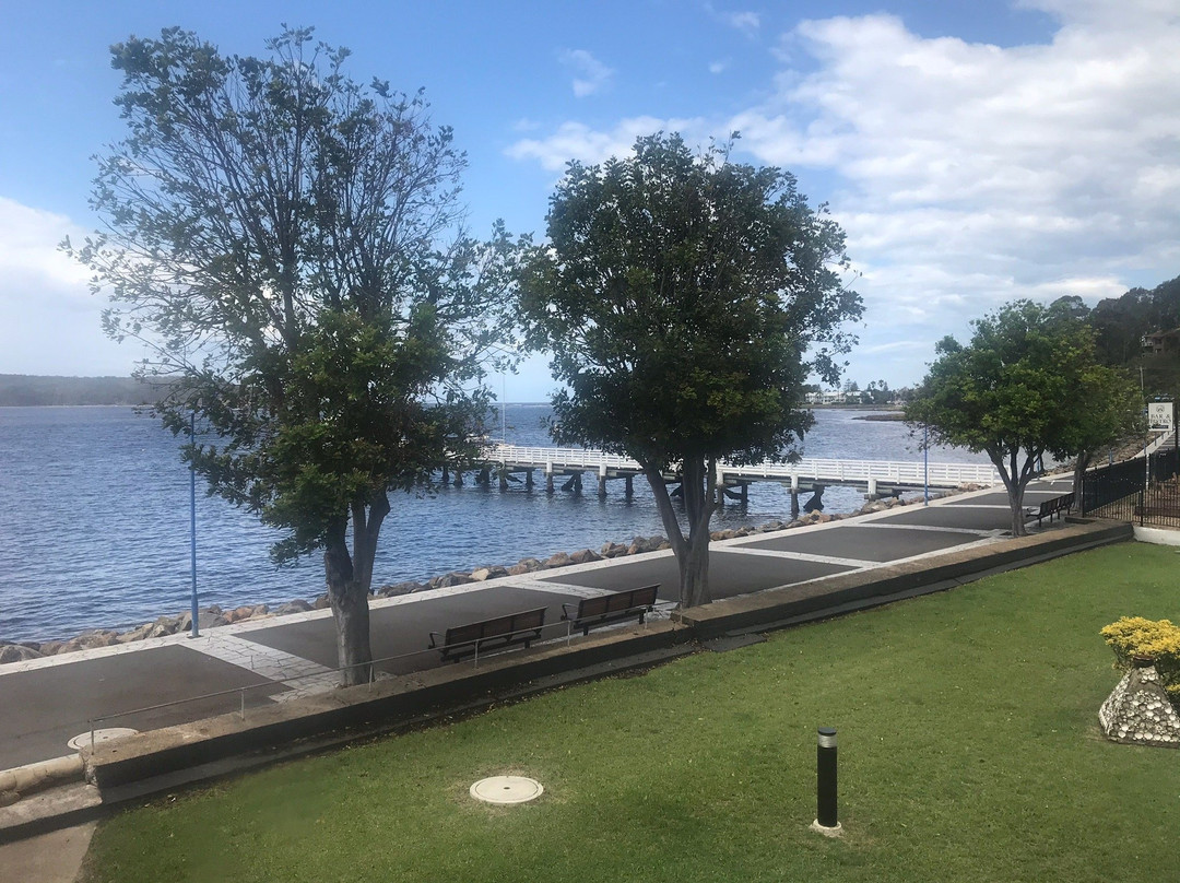 Zorba Waterfront Motel主图