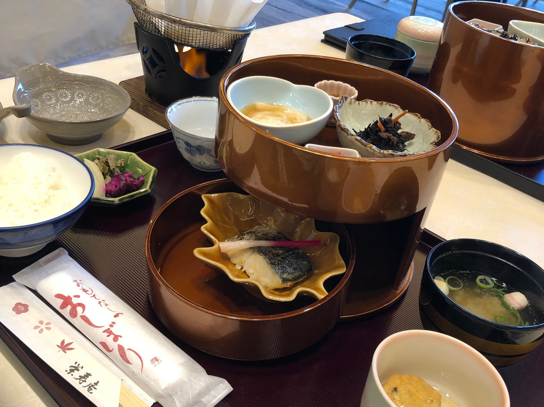 鸠屋旅馆瑞凤阁主图