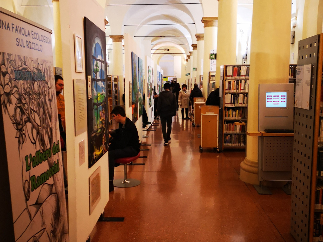 Biblioteca Salaborsa景点图片