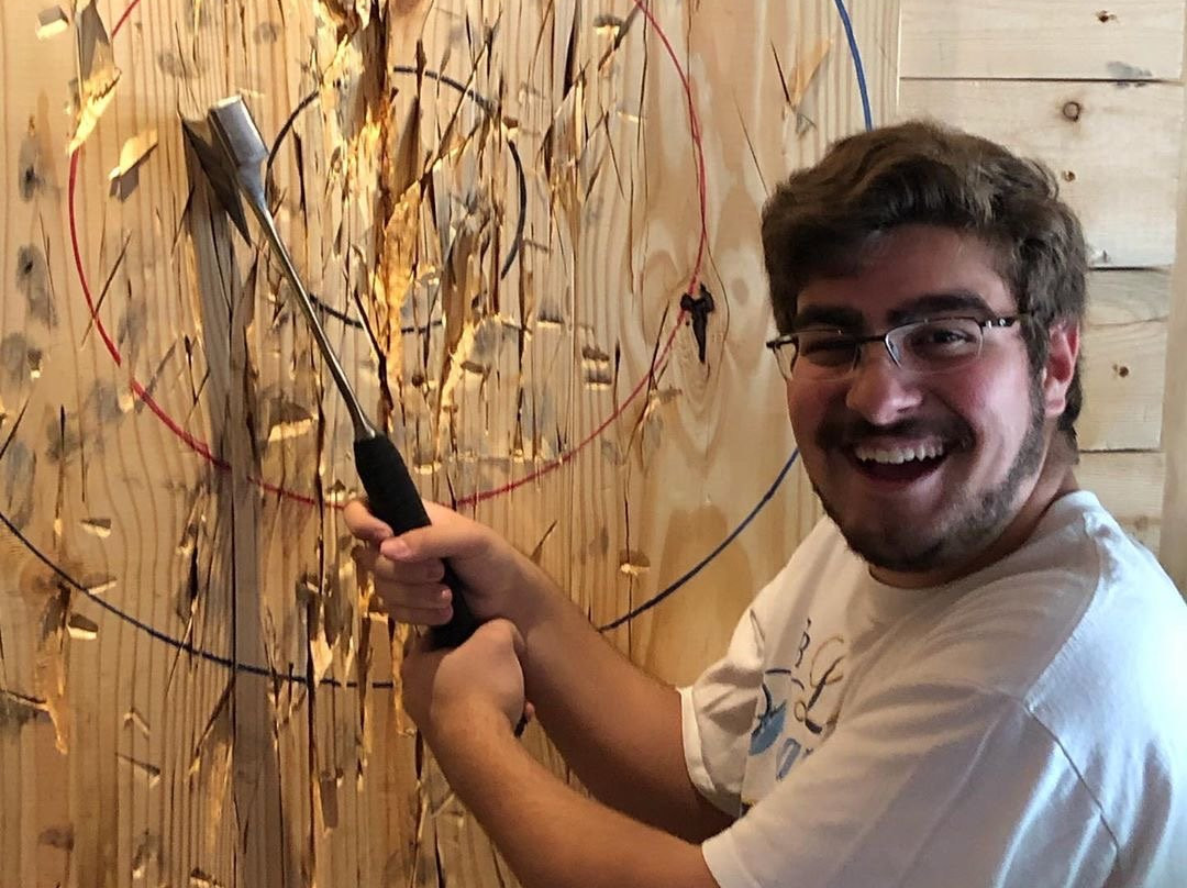Civil Axe Throwing - Tuscaloosa-塔斯卡卢萨县必去景点