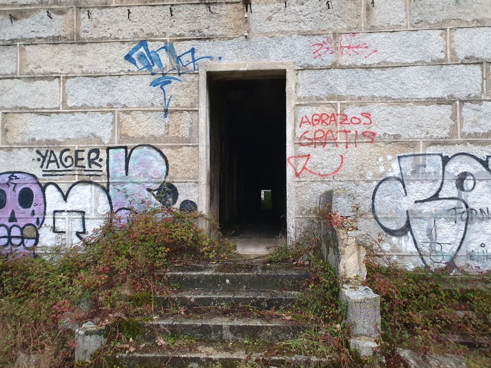 Hospital Psiquiatrico de Toen (abandonado)景点图片