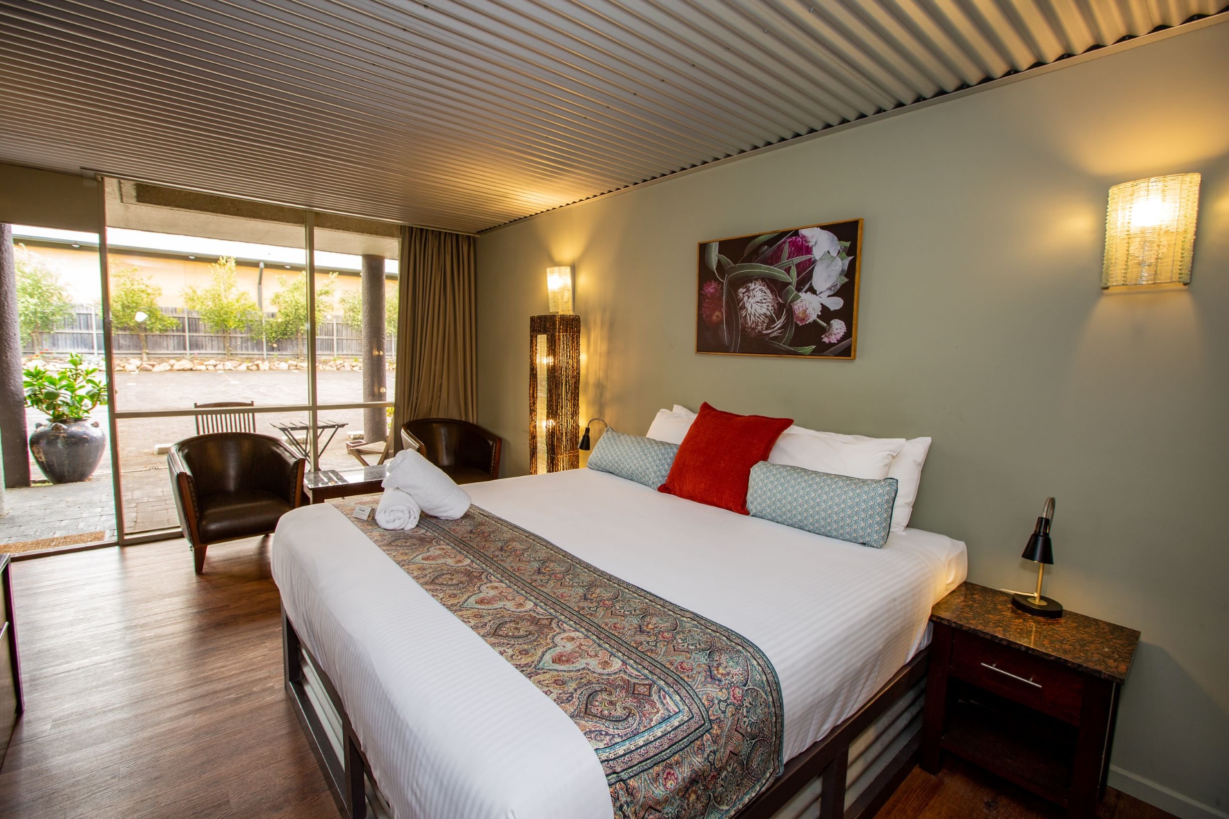 The Olive Tree Motel-官方