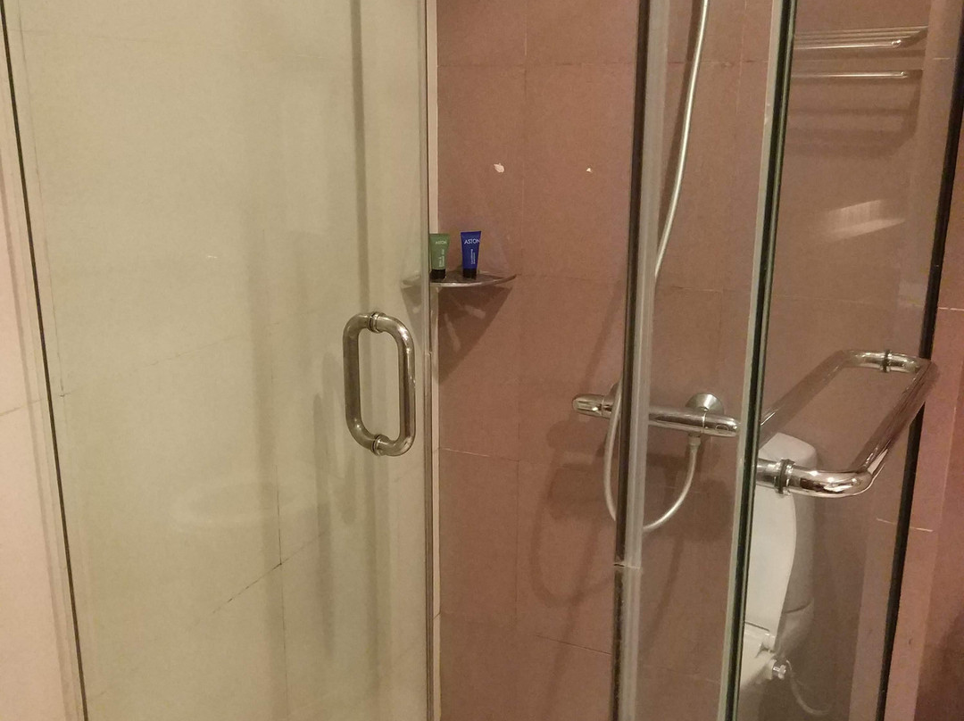 阿斯顿美那多酒店主图