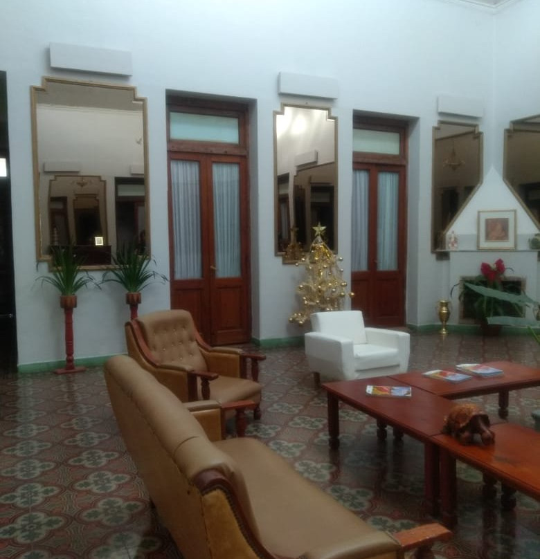 Lourd Mary Hotel主图