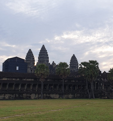 暹粒河畔酒店主图