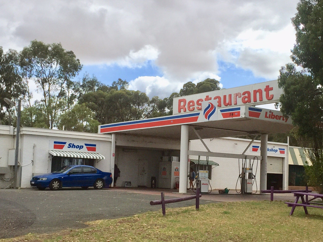 Gingin Roadhouse & Caravan Park