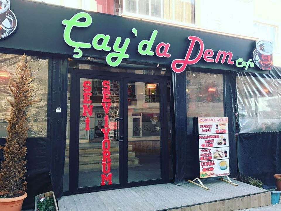 Cay'da Dem Cafe