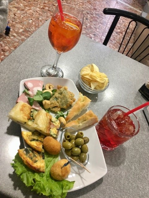 Bar Attilio-Villanova d'Albenga必去景点
