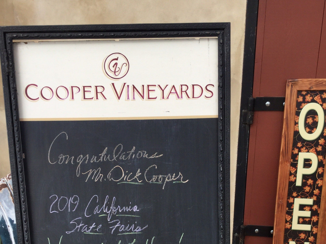 Cooper Vineyards景点图片