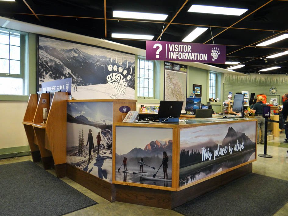 Banff Visitor Information Centre景点图片