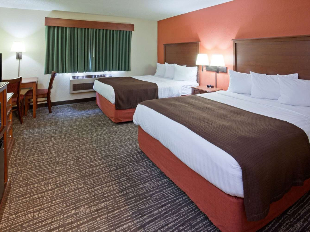 AmericInn by Wyndham Alexandria主图