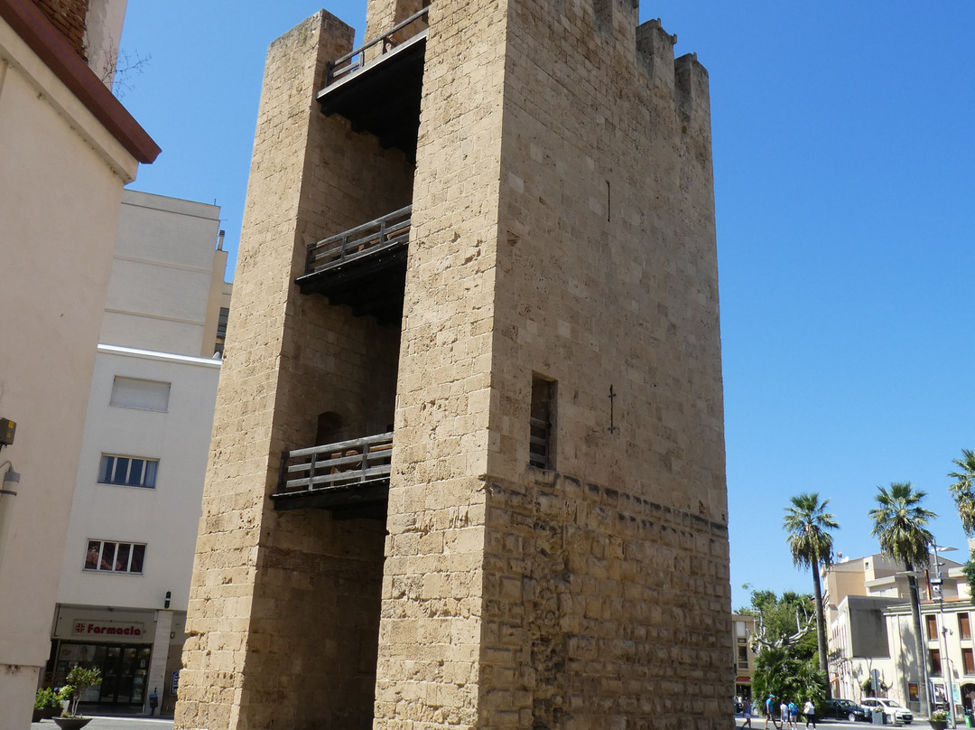 Mura medievali-奥里斯塔诺省必去景点