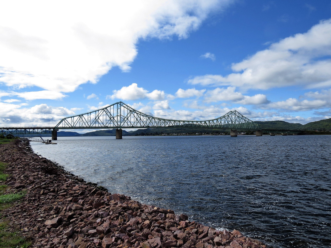 Pont J. C. Van Horne Bridge景点图片