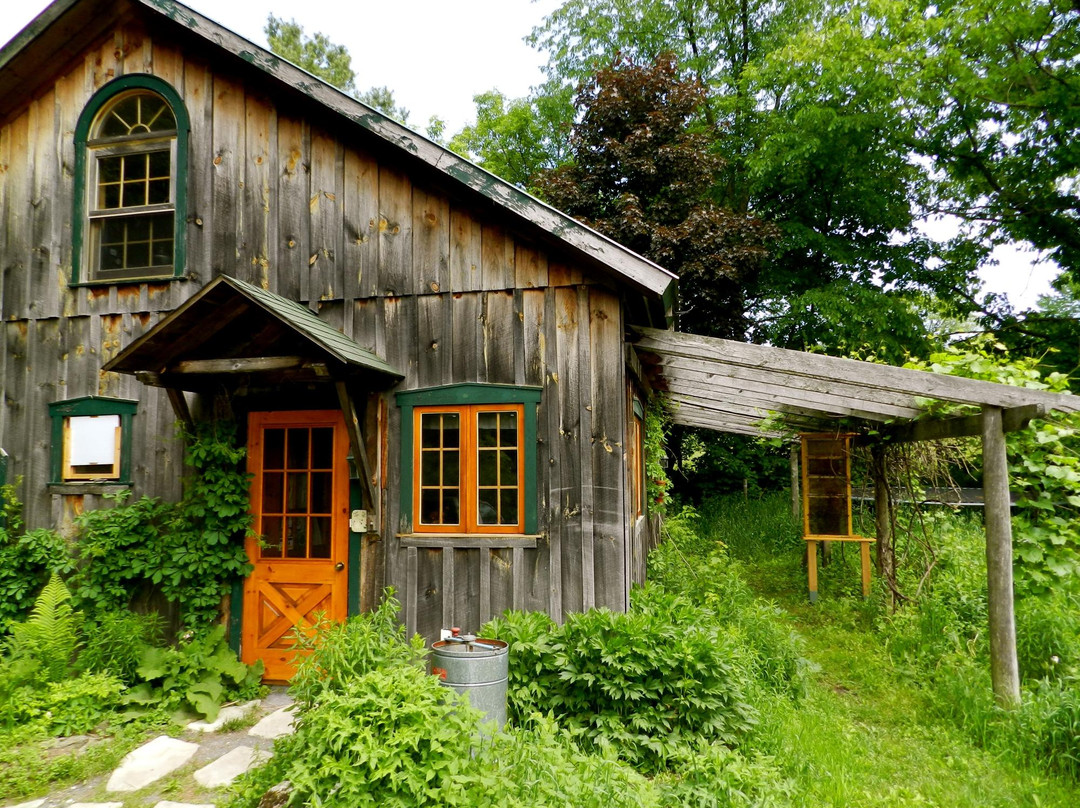 Dunham旅游景点-Les Trois Acres/Three Acres