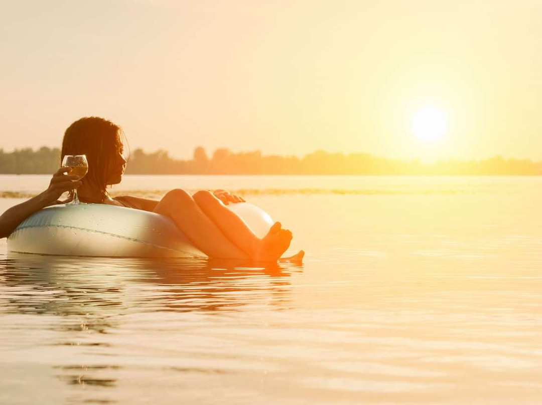 American Inn and Suites主图