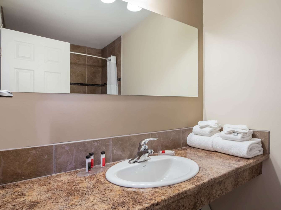 Super 8 by Wyndham Smoky Lake主图