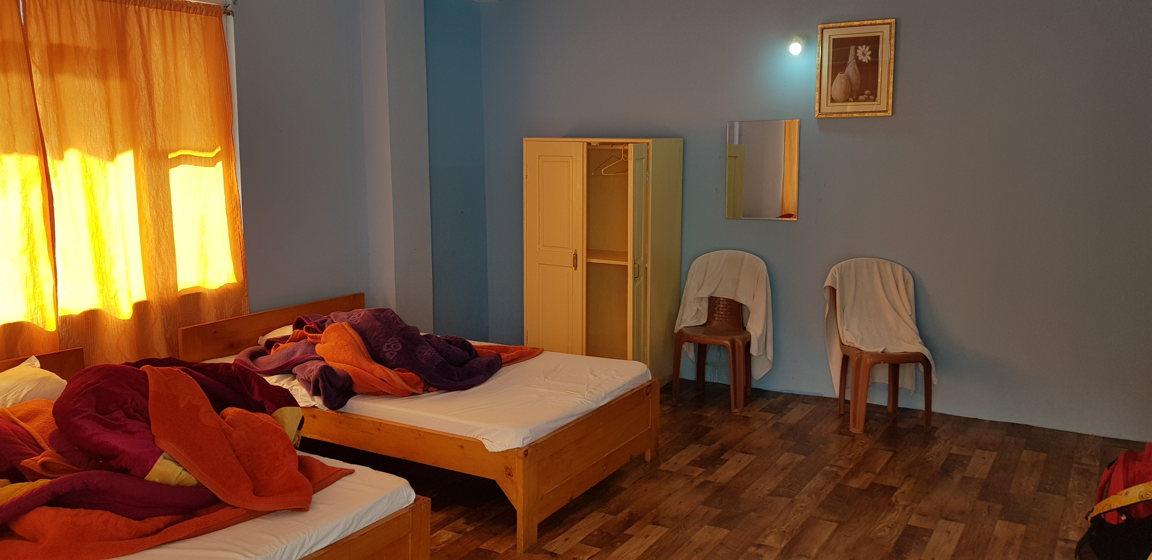 Tenzing Retreat-官方