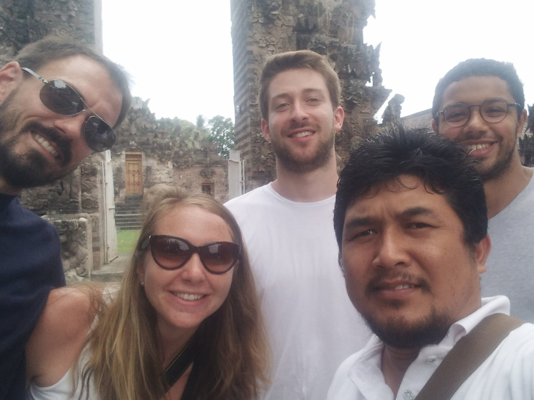 Alea tour&travel lovina-巴厘岛必去景点