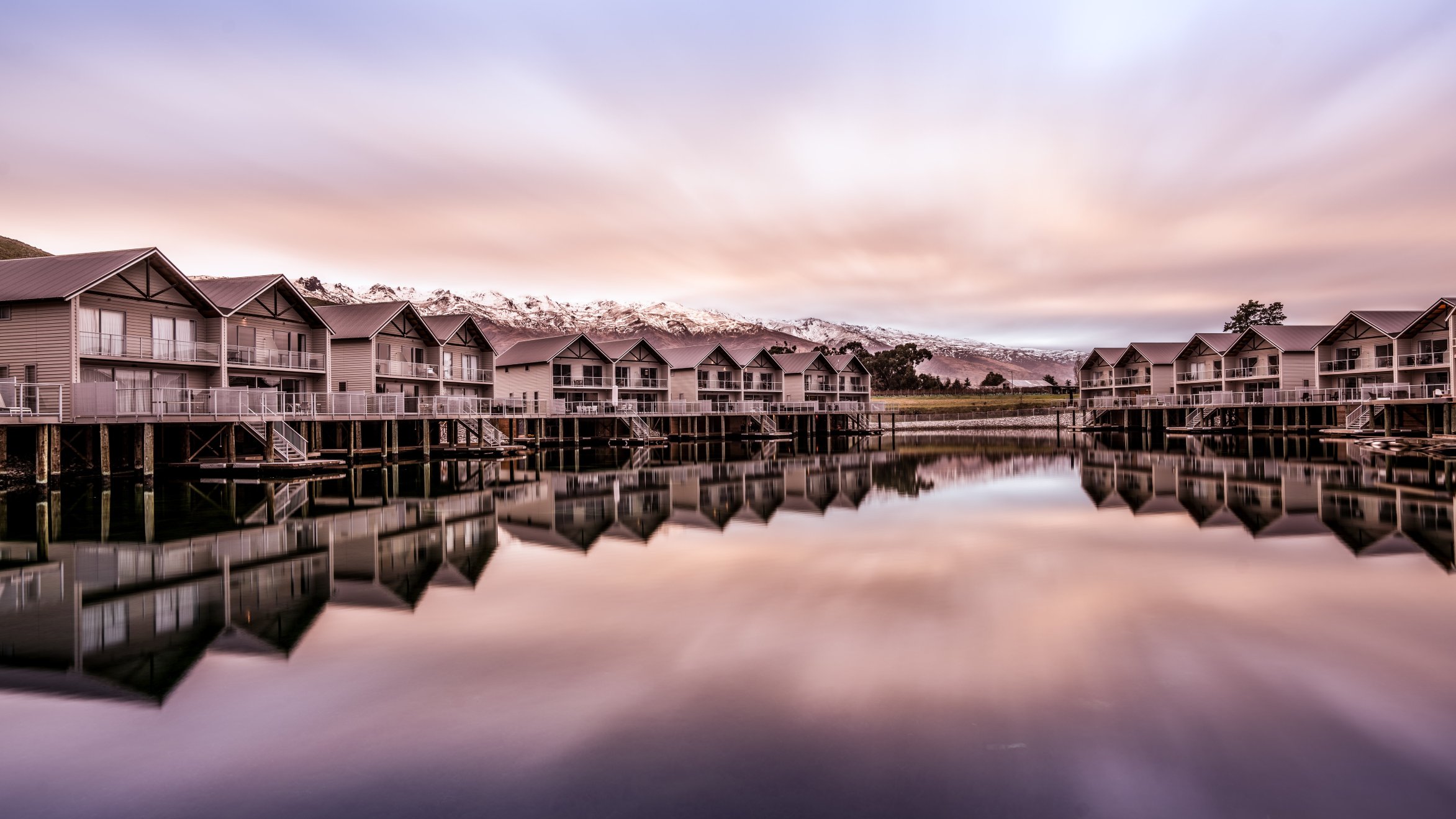 比萨岭湖度假酒店-官方