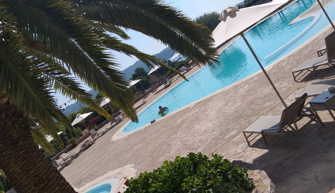 AKS Hinitsa Bay主图