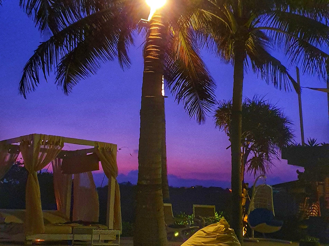 皇家普尔纳玛艺术套房别墅酒店主图