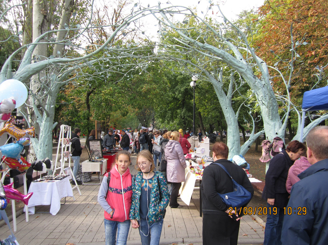 Park of Forged Figures-顿涅茨克必去景点