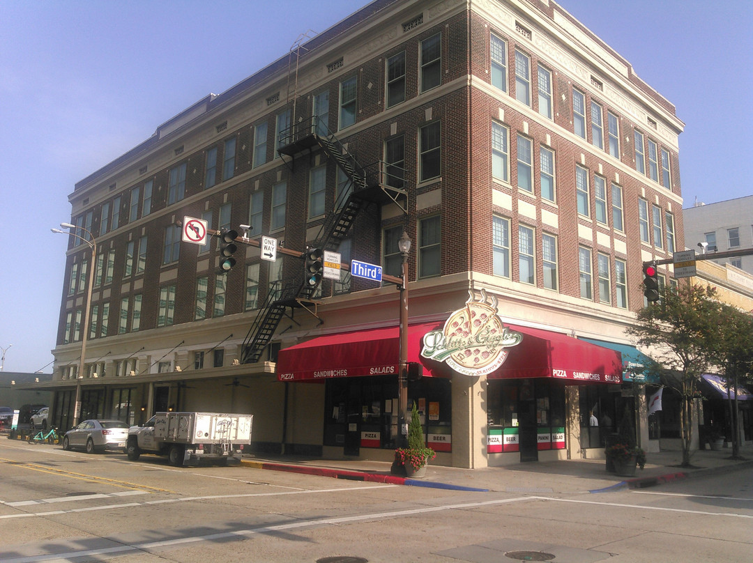 Downtown-巴吞鲁日必去景点