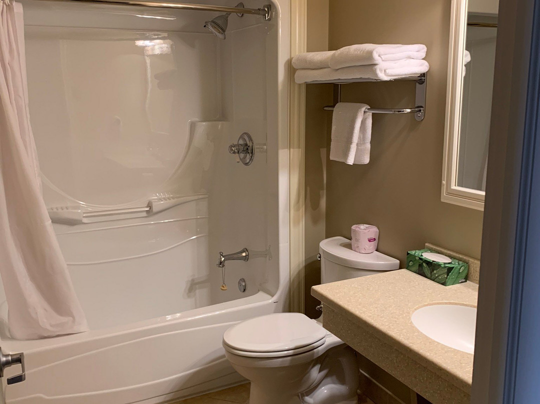 The Harbour Quarters Inn主图