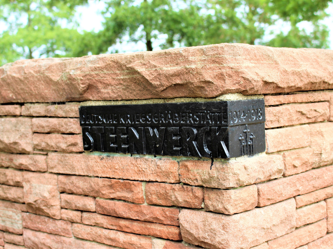 Steenwerck German military cemetery景点图片