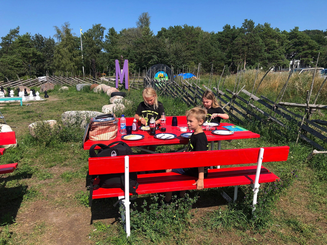 Pannkaksträdet och Lekträdet-维斯比必去景点